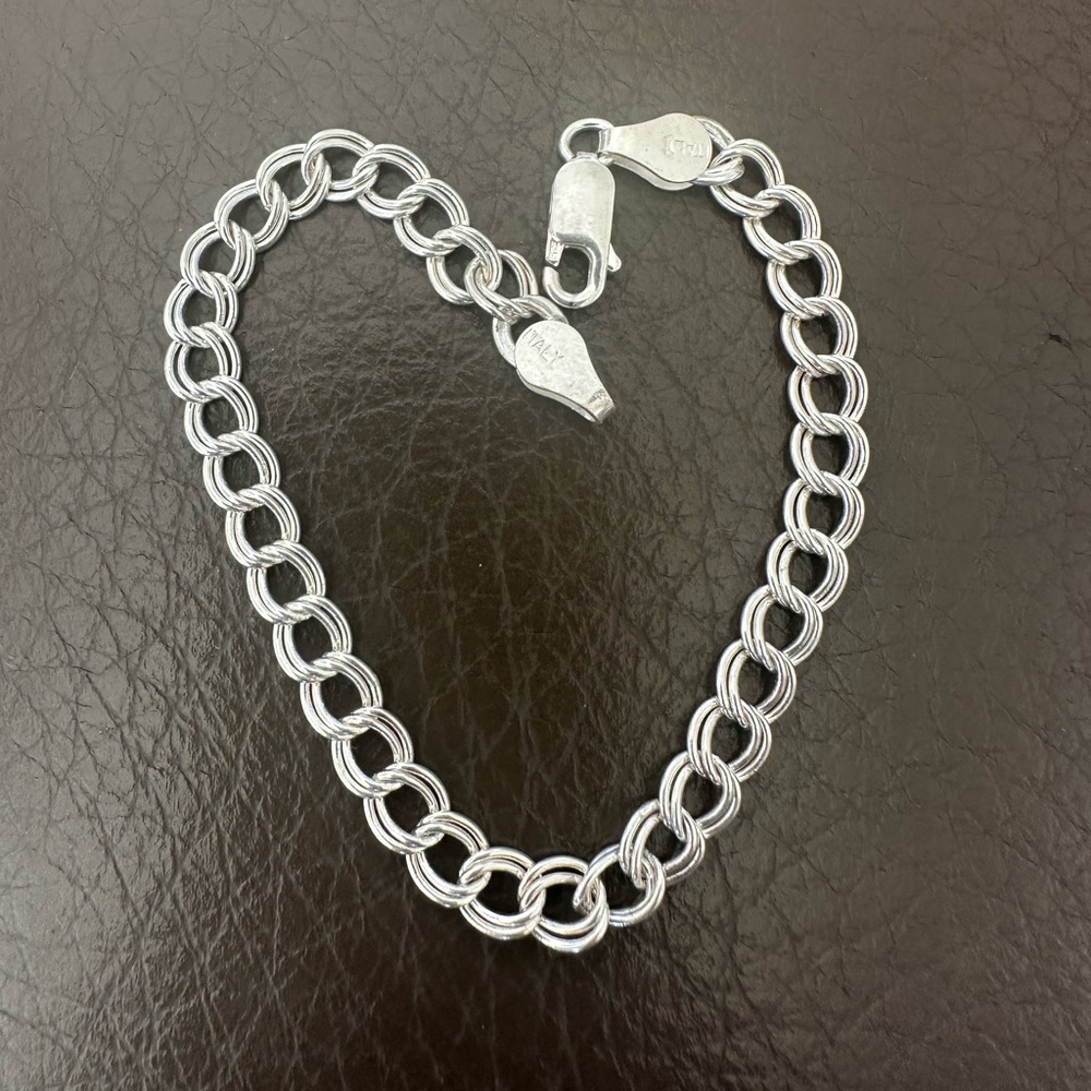Lovely Made Italy Sterling Charm Holder Bracelet